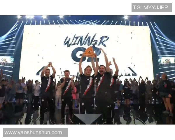 CSGO热议V5战队配合问题引发玩家热烈讨论与争议 CSGO热议V5战队配合问题引发玩家热烈讨论与争议