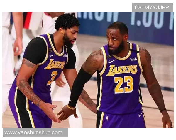 湖人对决热火11月19日精彩直播全程回顾与分析