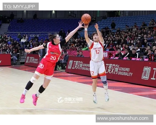 福建女篮迎战浙江稠州力争胜利展现团队实力与拼搏精神