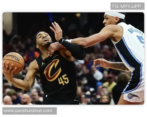 骑士与魔术精彩对决赛程回放全解析与精彩瞬间回顾 骑士与魔术精彩对决赛程回放全解析与精彩瞬间回顾