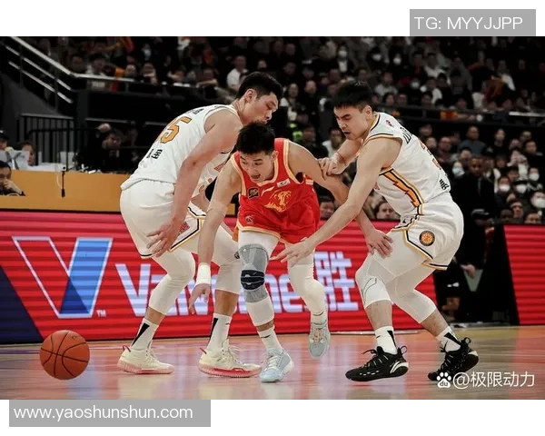 周琦与林书豪的篮球对决：谁能在赛场上书写传奇篇章