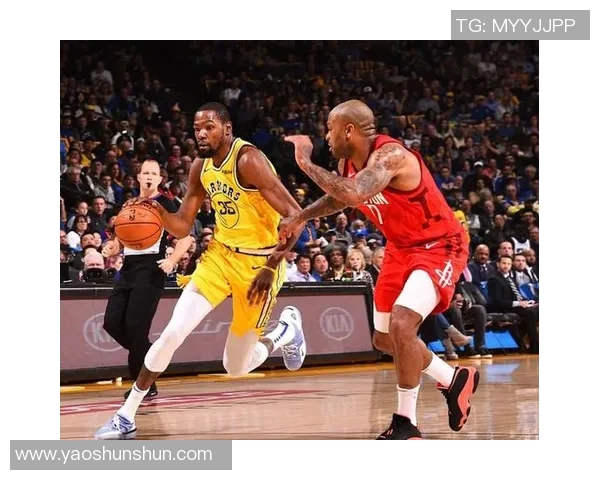 基铺迪纳摩与费球队激战正酣谁能在这场较量中笑到最后