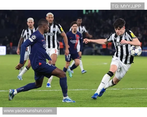 巴黎对阵红星的欧冠直播全程回顾与精彩瞬间分析