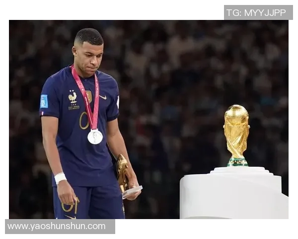 姆巴佩领衔法国队冲击世界杯冠军新征程球迷期待他的精彩表现 姆巴佩领衔法国队冲击世界杯冠军新征程球迷期待他的精彩表现