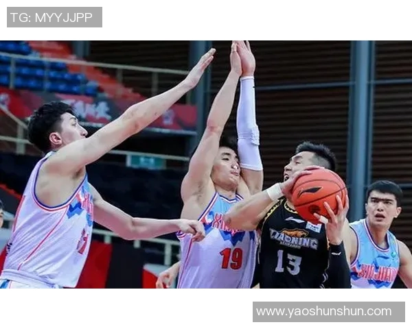 新疆队与俄罗斯篮球对决精彩直播全程回顾与分析