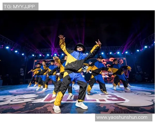 杭州街舞队配合引发热议舞者之间的默契与争议探讨MBA 杭州街舞队配合引发热议舞者之间的默契与争议探讨MBA