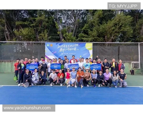 聚焦网球：探讨上海网球队员个人能力与团队协作的关系